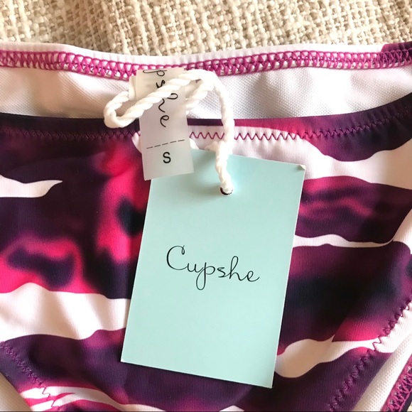 Cupshe berry crush bikini - Picture 8 of 12